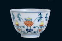 、拍卖现场直击：5 倍溢价的 “夺杯大战”​